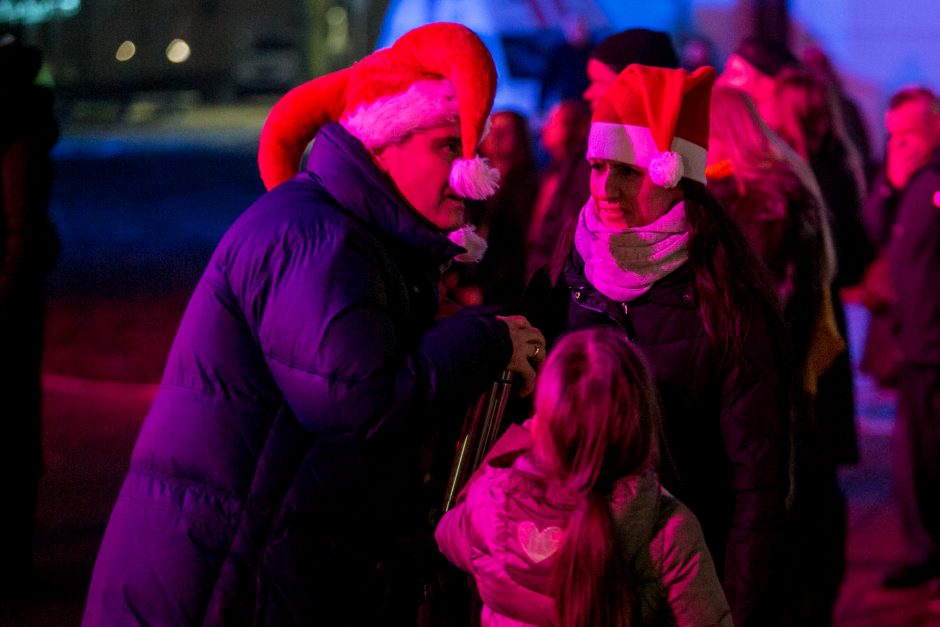 Naujuosius kauniečiai pasitiko pasinėrę į šokių muzikos fiestą