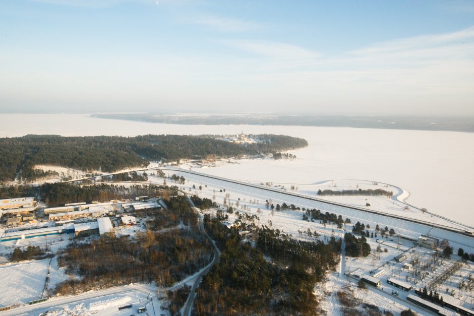 Brakonierius seks ir iš oro