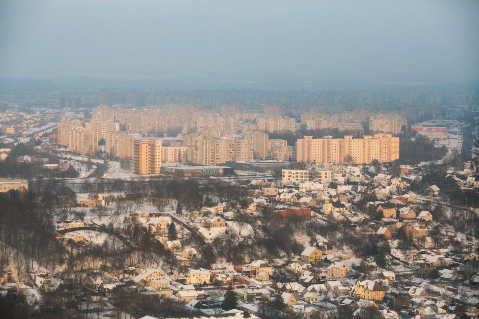 Brakonierius seks ir iš oro