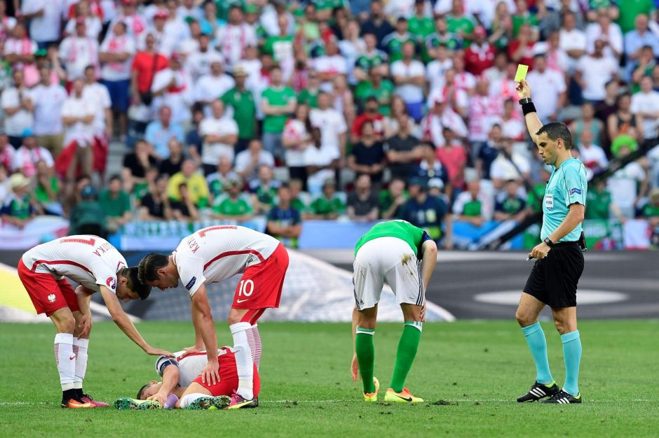 Lenkijos futbolo rinktinė Europos čempionatą pradėjo pergale prieš Šiaurės Airiją