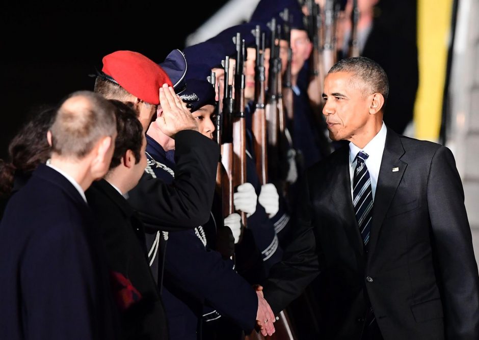 B. Obama atsisveikina su Berlynu: padėka A. Merkel ir nerimas dėl ateities