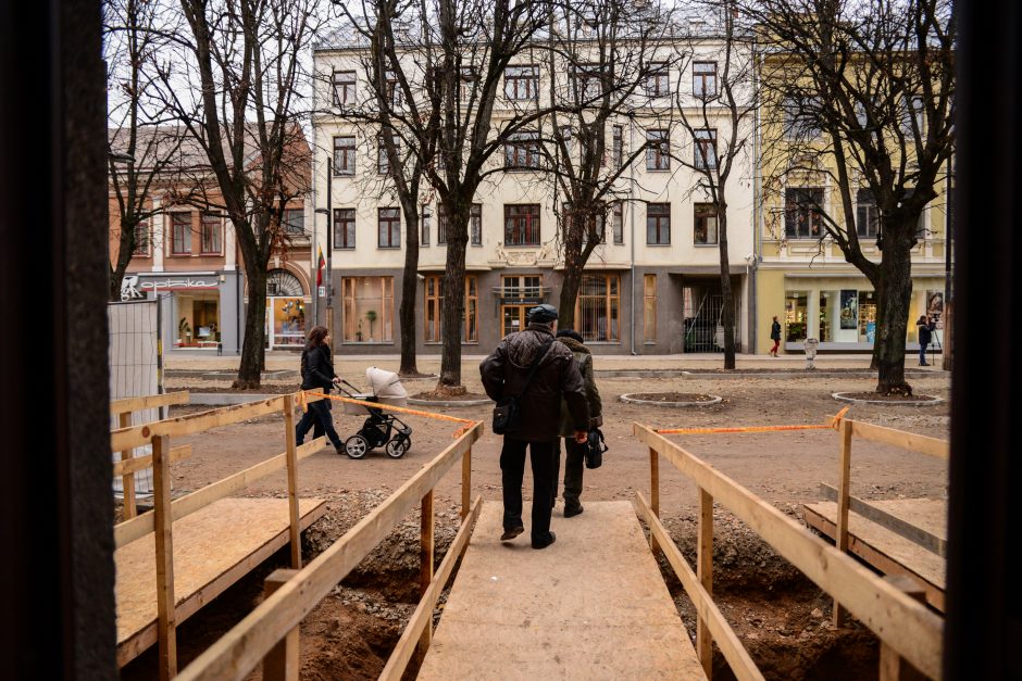 Užduotis – rasti gerą granitą Laisvės alėjai