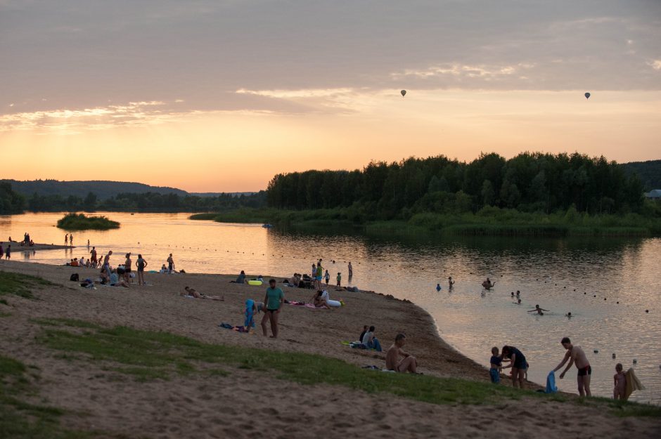 Kauno paplūdimių spindesys ir skurdas