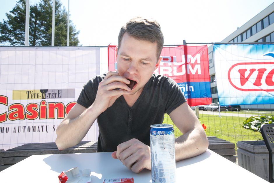 Studentai patikrino ir savo skrandžių talpą 