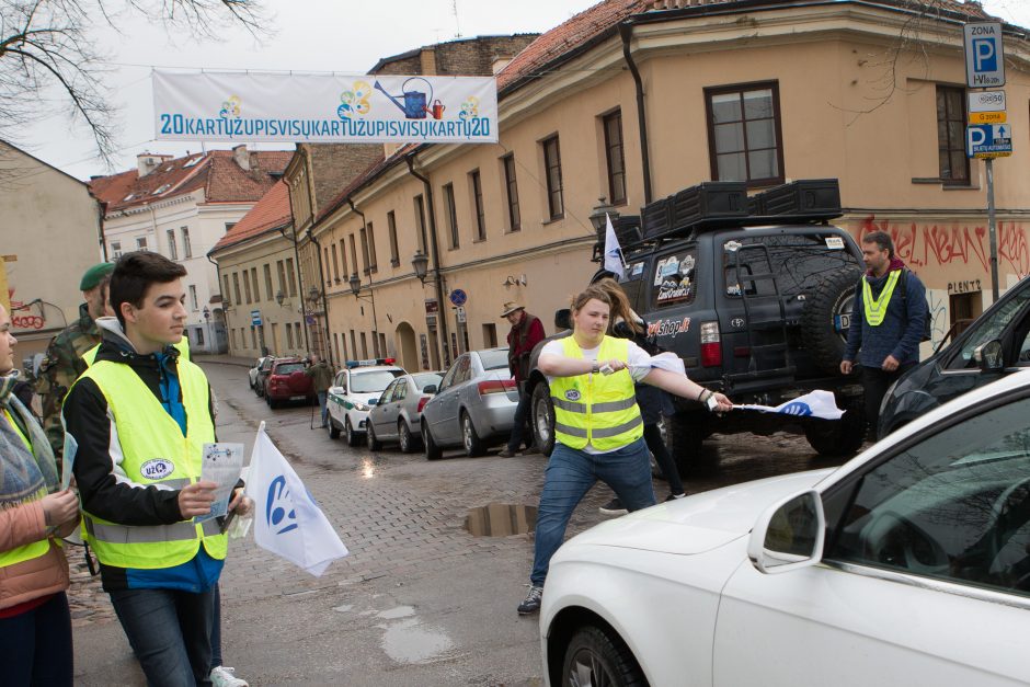 Užupiečiai ir fizikai surengė šventines eitynes