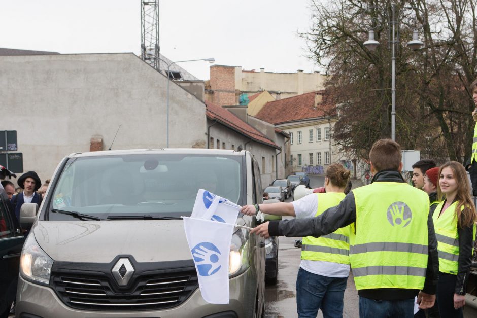 Užupiečiai ir fizikai surengė šventines eitynes