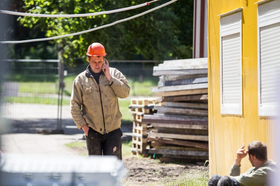 Premjeras žada spartinti studentų bendrabučių renovaciją