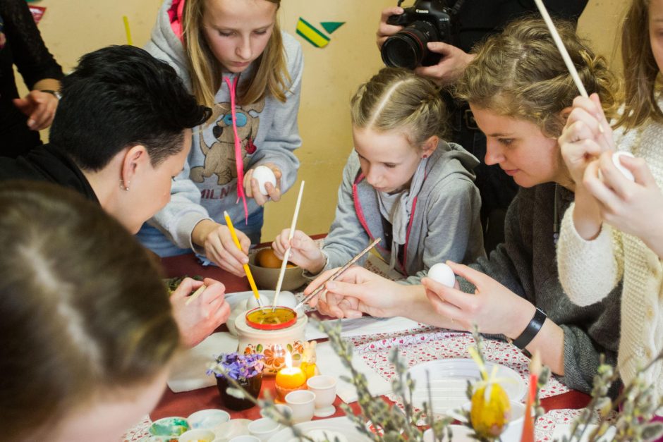 Žinomos moterys pradėjo akciją  „Maltiečių Velykos“