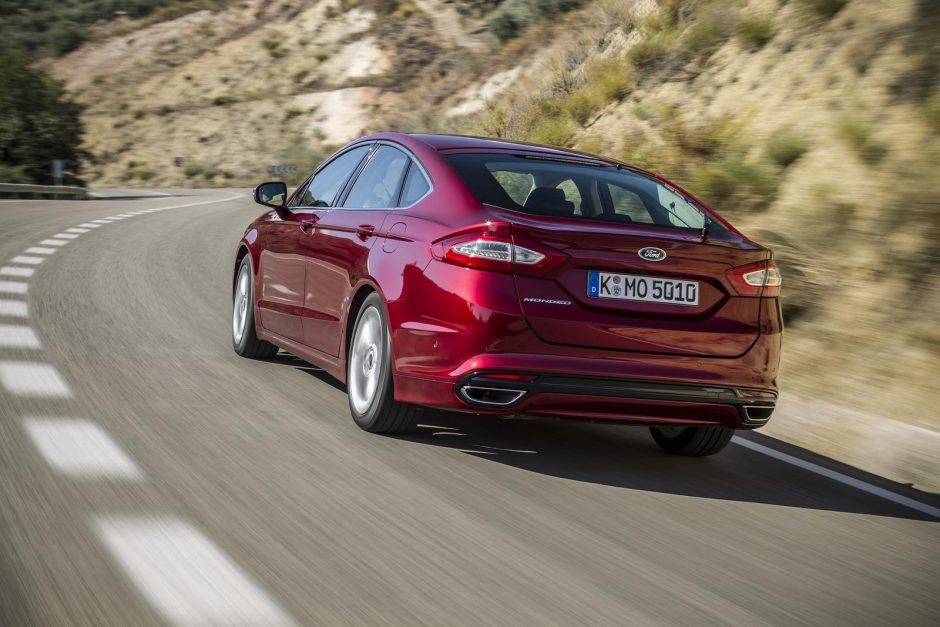 Naujos kartos „Ford Mondeo“ „EuroNCAP“ egzaminus išlaikė puikiai