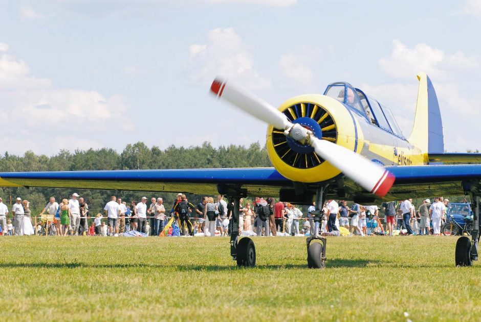 Šimtmečio aviacijos šventė žada  kvapą gniaužiančią programą