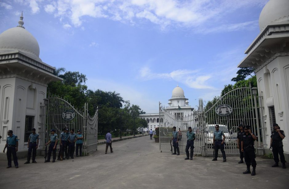 Bangladešo teismas įstatymų leidėjui skyrė mirties bausmę už karo nusikaltimus