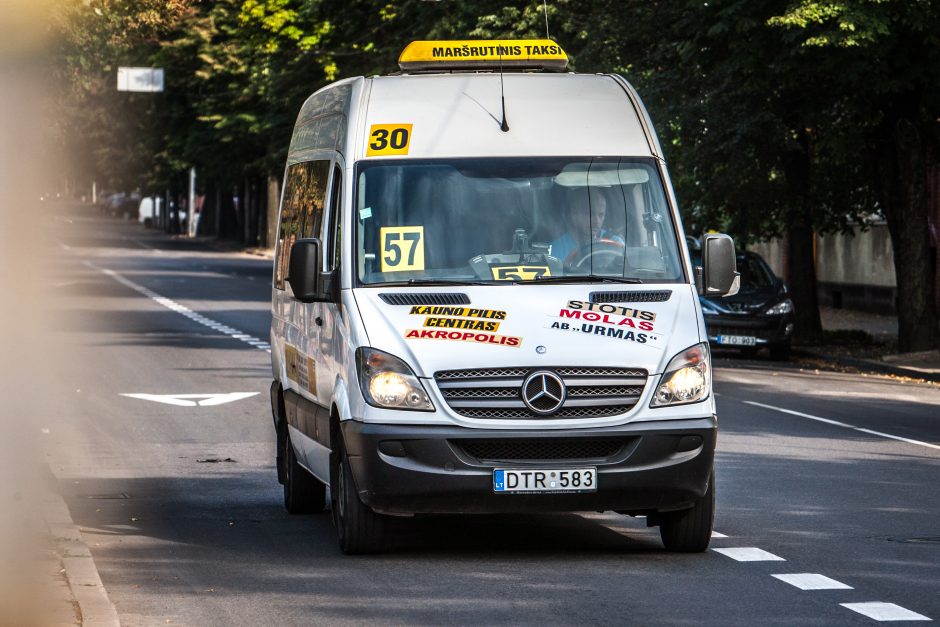 Chaosas dėl mikroautobusų