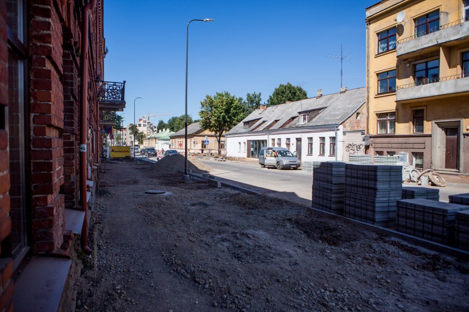 Kauniečiai protestuos dėl vištų ir medžių