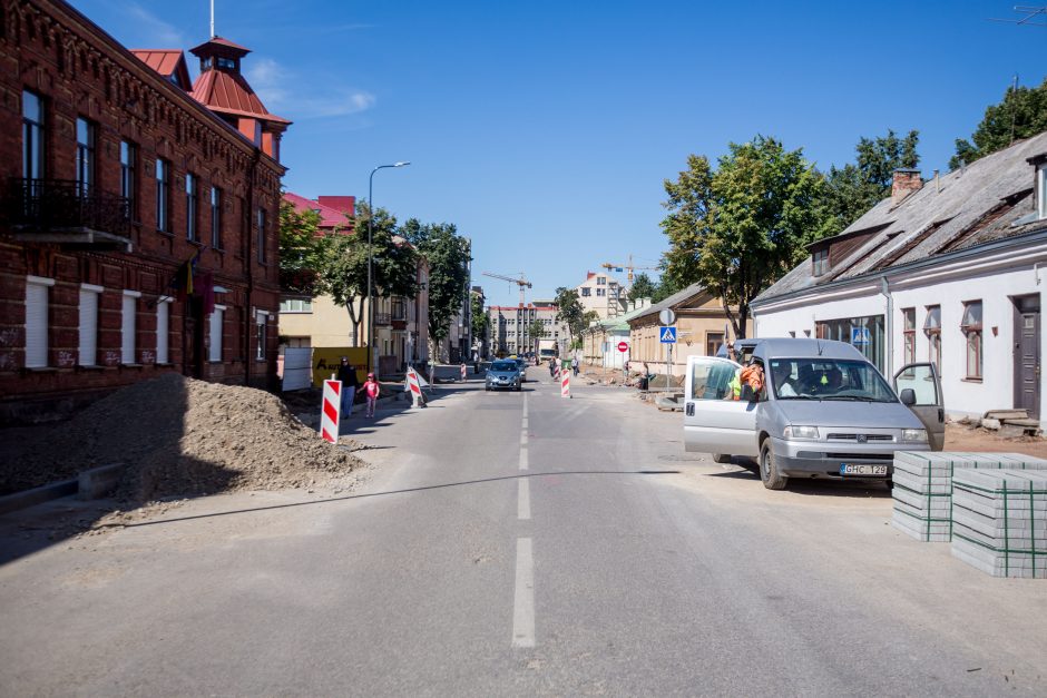 Kauniečiai protestuos dėl vištų ir medžių