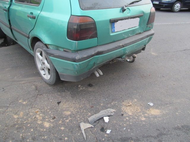 Kaune per dvi avarijas susidūrė šeši automobiliai