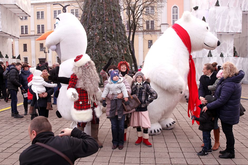 Prie Kalėdų eglės – kauniečių šurmulys