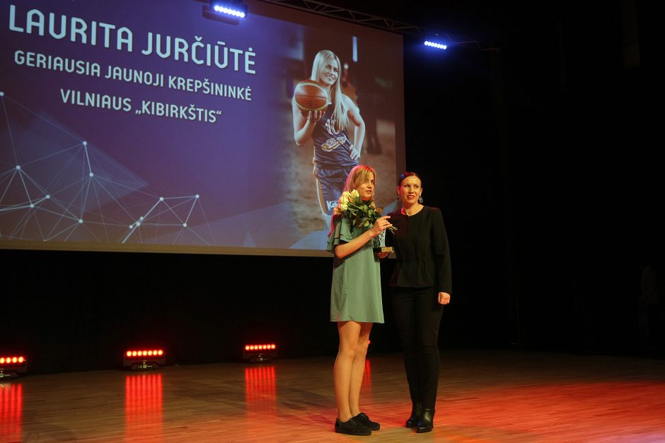 Apdovanotos LMKL prizininkės ir laureatės