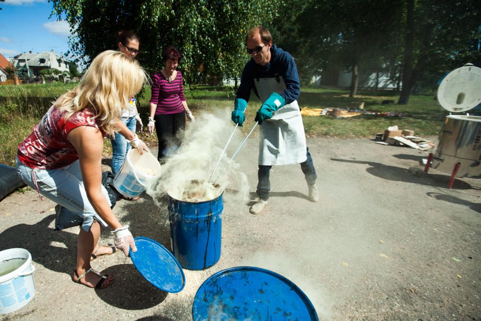 Arbatos gurkšniai – iš unikalių puodelių