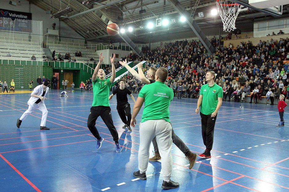 Kauno sporto halėje – mažųjų krepšininkų šventė