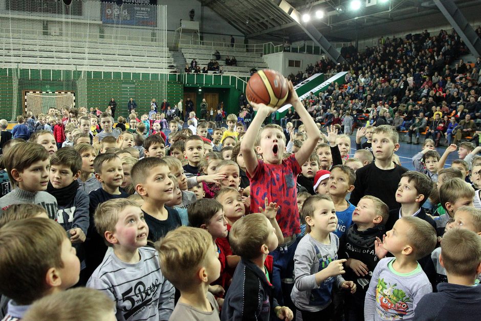 Kauno sporto halėje – mažųjų krepšininkų šventė