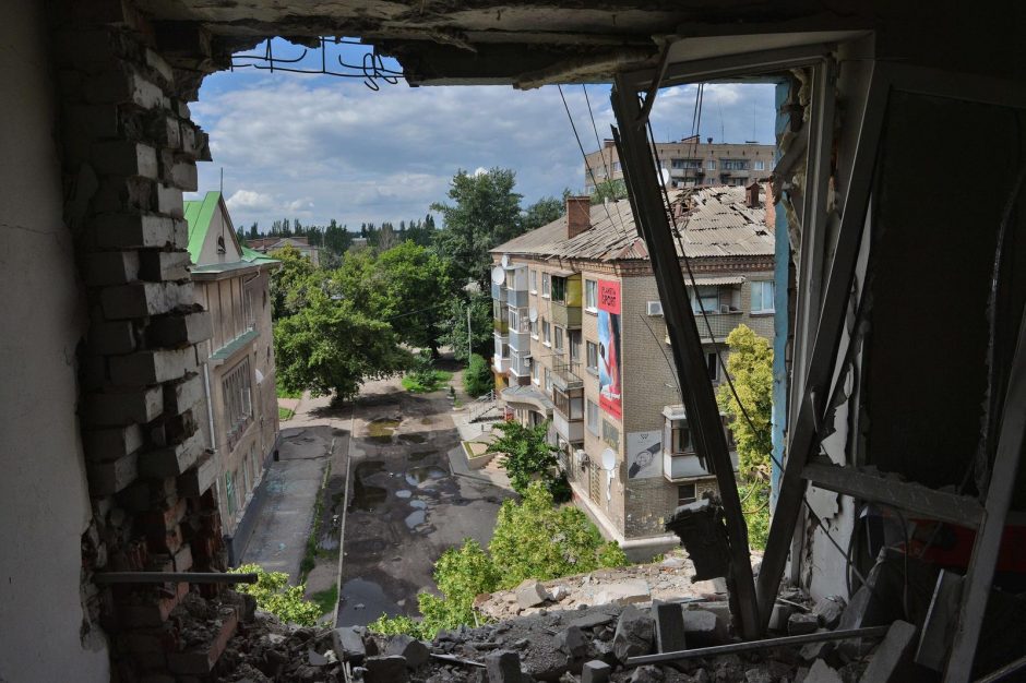 Trys Rusijos tankai įvažiavo į Ukrainą, sulaikytas Mariupolio liaudies meras