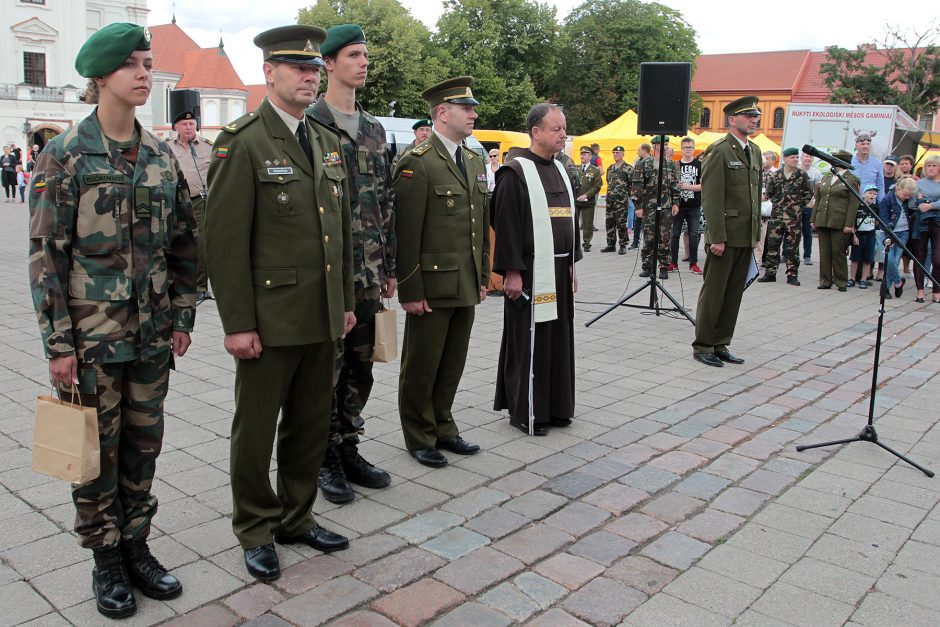 Šaulių sąjunga Kauno Rotušės aikštėje paminėjo 99-ąsias metines