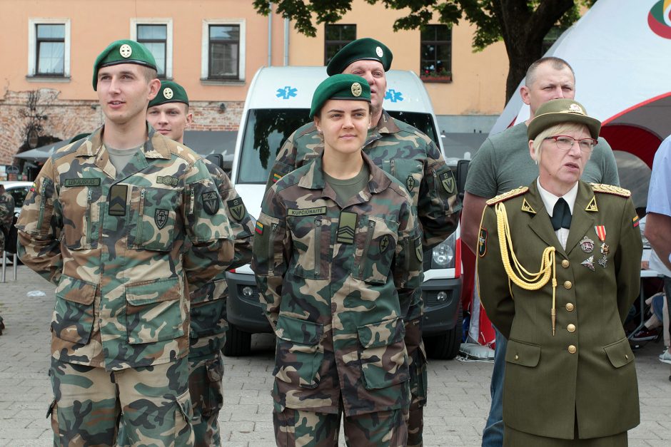 Šaulių sąjunga Kauno Rotušės aikštėje paminėjo 99-ąsias metines