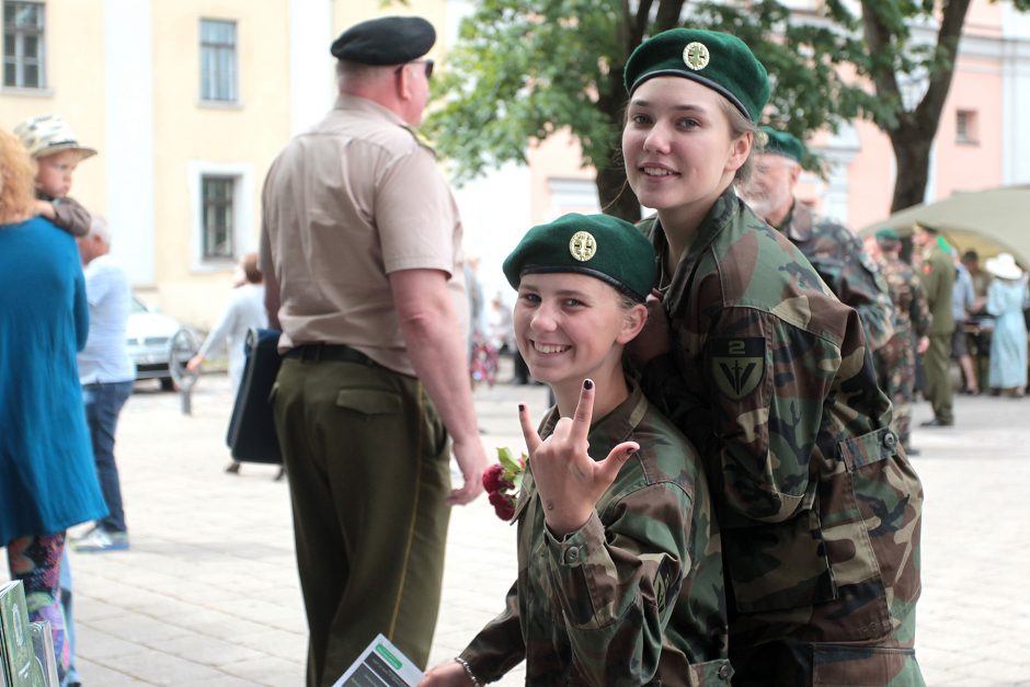 Šaulių sąjunga Kauno Rotušės aikštėje paminėjo 99-ąsias metines