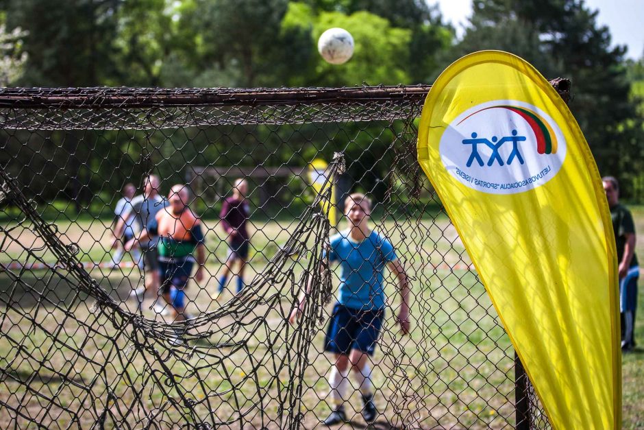 Panemunės šilą okupavo sportuojantis jaunimas