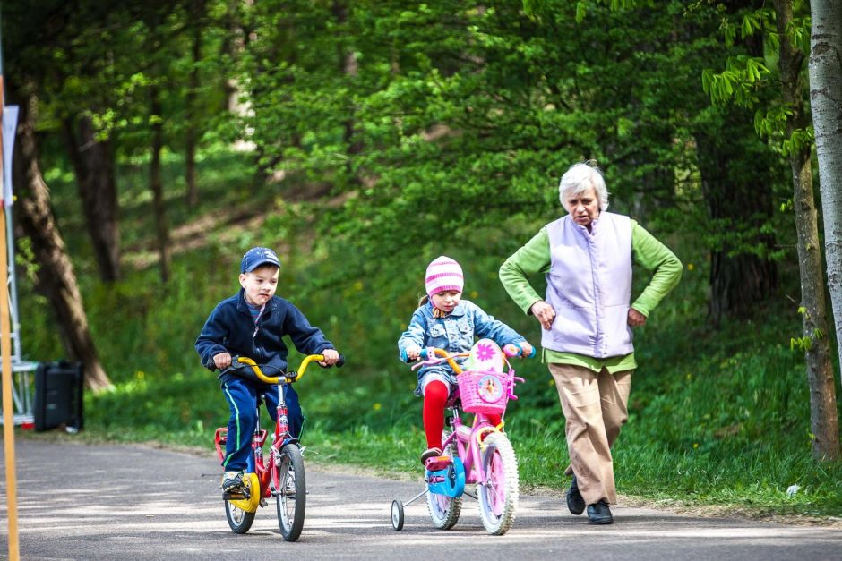 Panemunės šilą okupavo sportuojantis jaunimas