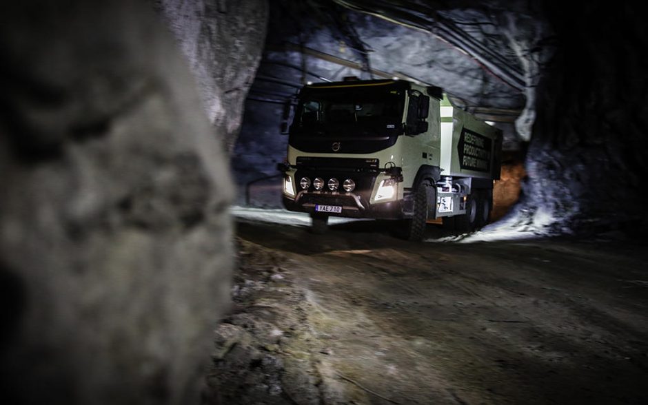 „Volvo FMX“ sunkvežimiai bandomi Bolideno šachtose Švedijoje