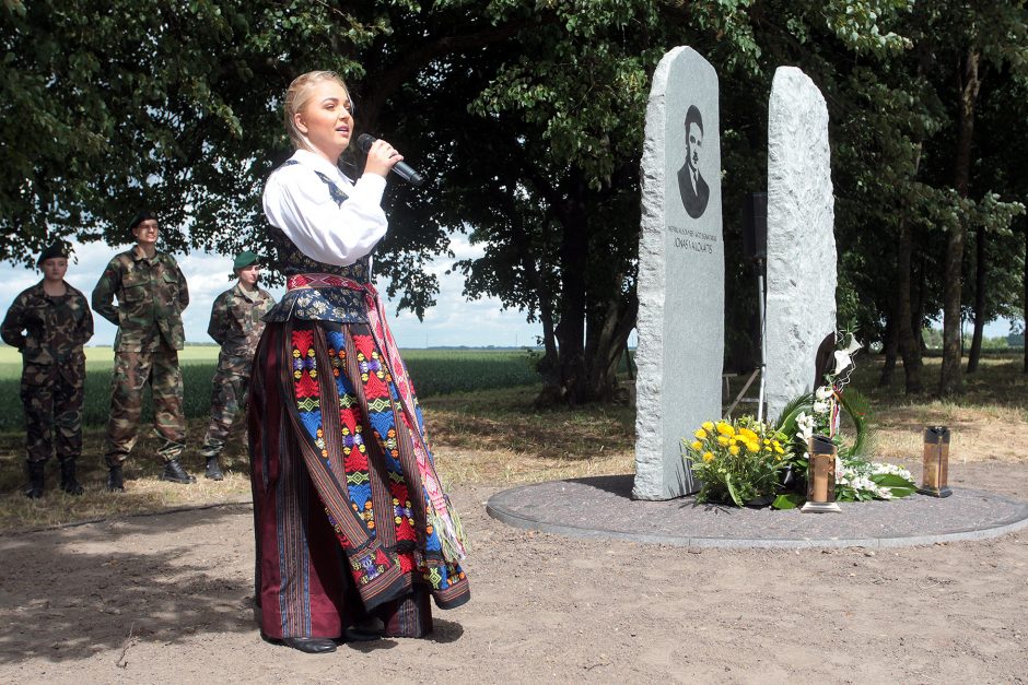 Padėka už darbus: atidengtas signataro J. Vailokaičio paminklas