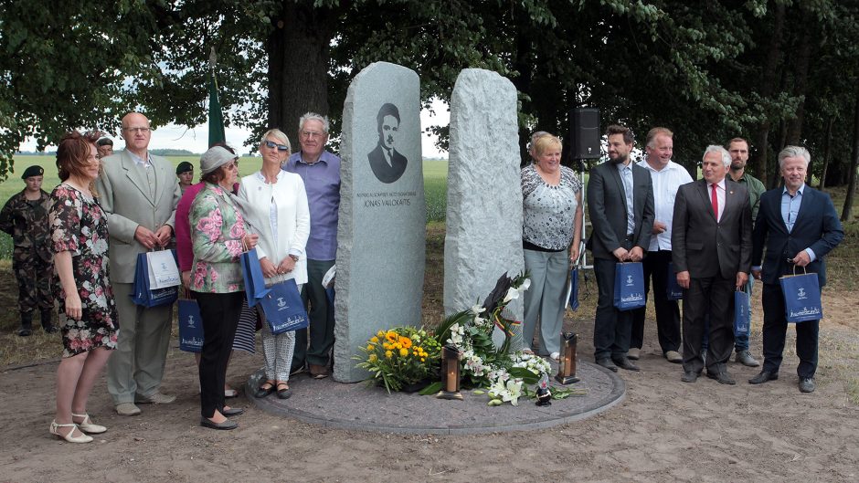 Padėka už darbus: atidengtas signataro J. Vailokaičio paminklas