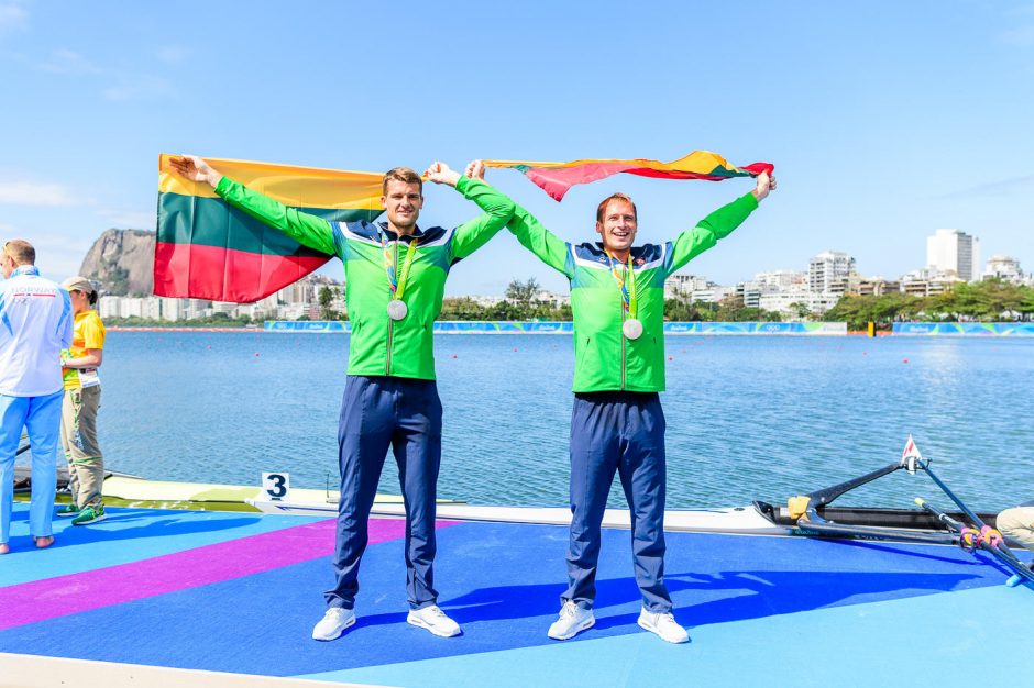 Irkluotojai Lietuvai padovanojo sidabro ir bronzos medalius!