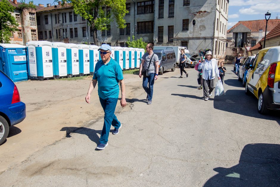 Rotušės aikštėje - istorinis sūris ir dar senesnius laikus menanti duona