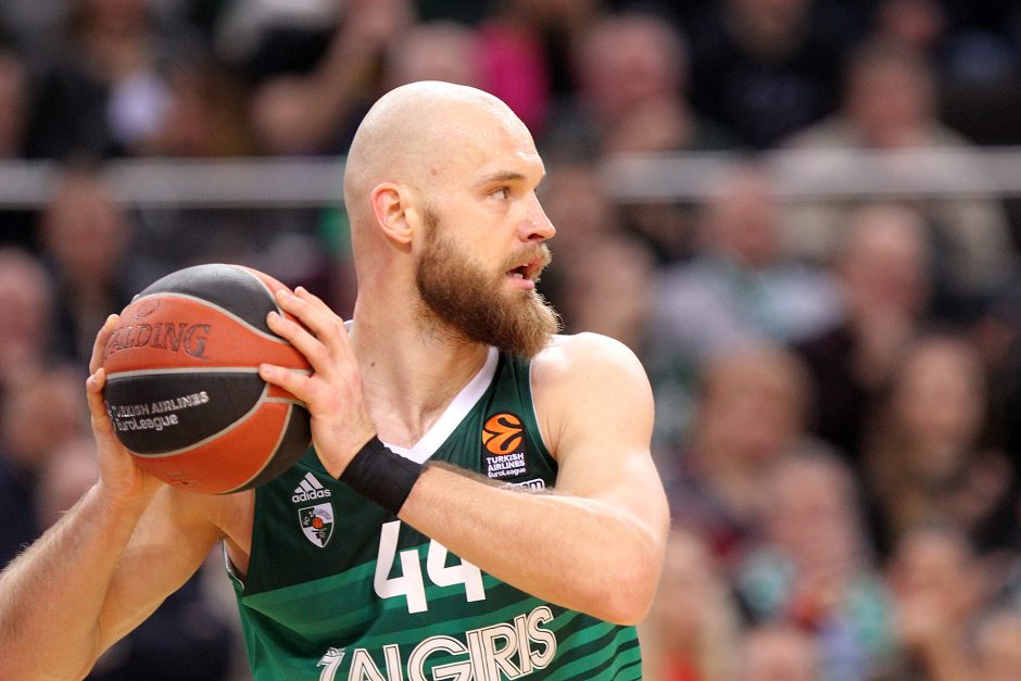 „Žalgiris“ po atkaklios kovos patiesė Bambergo krepšininkus