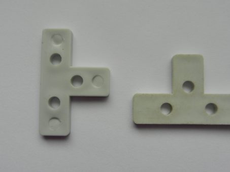 Skelbimas - Plastikiniai kryžiukai klinkeriui klijuoti 12x12mm