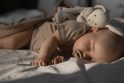 Svarbu: kūdikiui augant reikia jį skatinti užmigti pačiam – to išmokę vaikai miega geriau, o tėvams padovanoja daugiau ramybės minučių.