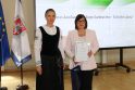 Įvertinimas: garbingą apdovanojimą iš vidaus reikalų ministrės A. Bilotaitės rankų atsiėmė vicemerė R. Popovienė.