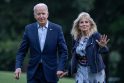 Joe Bidenas (kairėje) ir Jill Biden (dešinėje)