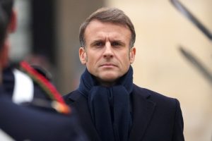 E. Macronas: Europa lemiamą akimirką turi pati rašyti savo istoriją