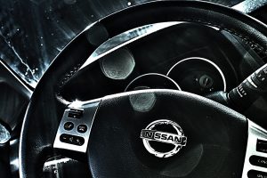 „Nissan“ pelnas per metus sunyko 73 procentais