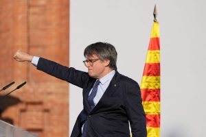 Į Ispaniją grįžo katalonų separatistų lyderis C. Puigdemont‘as