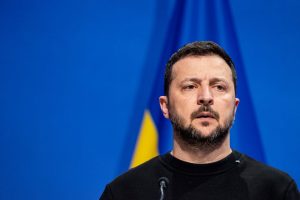 Ukrainos prezidentas V. Zelenskis atskrido į Madridą derybų su Ispanija