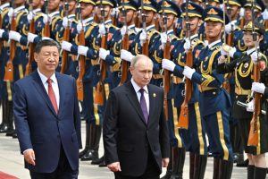 Xi Jinpingas V. Putinui: Kinijos ir Rusijos ryšiai prisideda prie taikos