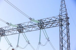 Po smūgių elektrinėms Ukraina pratęsia elektros atjungimus