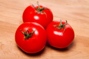 Top 5 magiškos pomidorų savybės: nuo akių apsaugos iki lengvesnės menopauzės