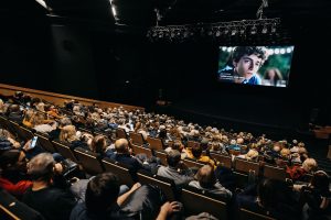 „Žaidžiame kiną“ kviečia į kultinių filmų seansus, protmūšius ir pristato naujų žaidimų planus