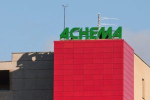 „Achema“ nuo rugsėjo laikinai stabdo veiklą