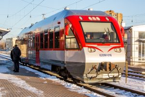 Dėl elektrifikacijos darbų iki gegužės bus smarkiai ribojamas traukinių eismas